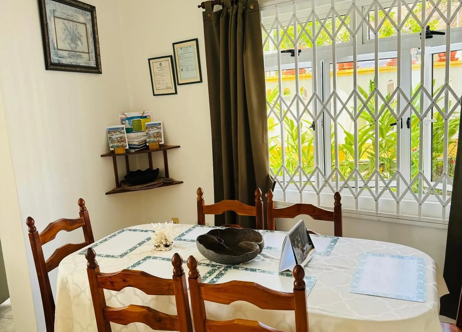 D Bes Residence Self Catering Beau Vallon  Apartment