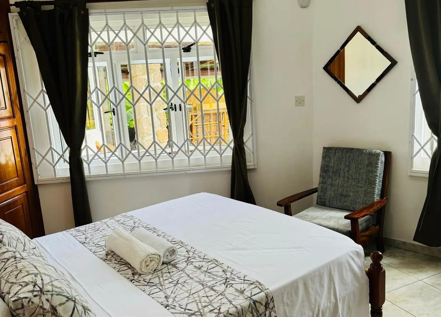 D Bes Residence Self Catering Beau Vallon